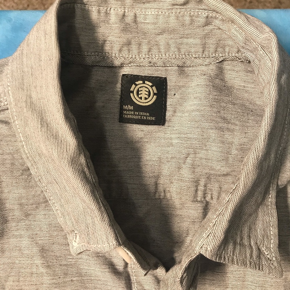Element button down tshirt - Picture 3 of 3